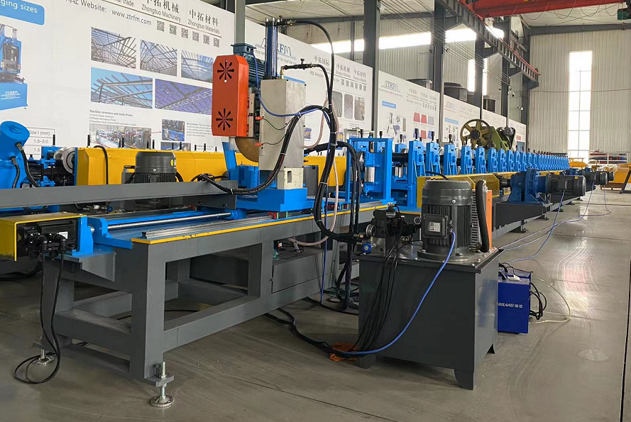 P beam rolling forming machine