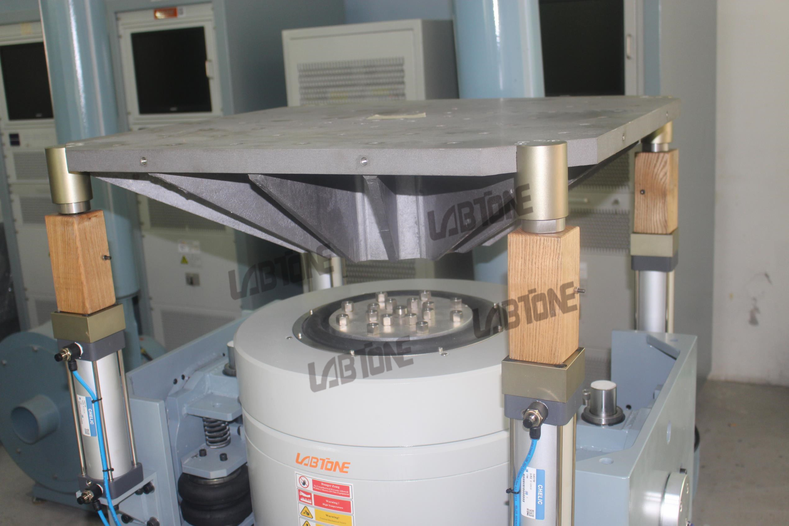 Vertical And Horizontal Vibration Test Machine Meet ISO 16750-3 Test Standard