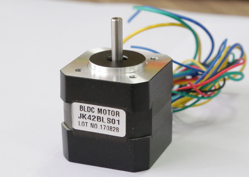 10W 12V 1500 RPM DC Fan Motor / BLDC Fan Motor Low Noise Small Power