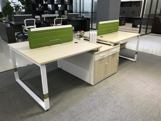 OEM Custom Modular Workstation Desk , Office Cubicle Furniture Wooden Material
