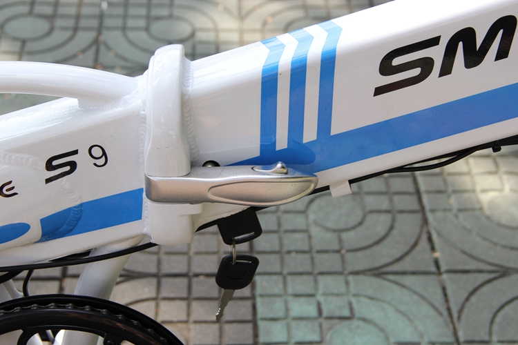 White Blue 26 Inch Electric Bicycle fast speed Aluminum Alloy Frame