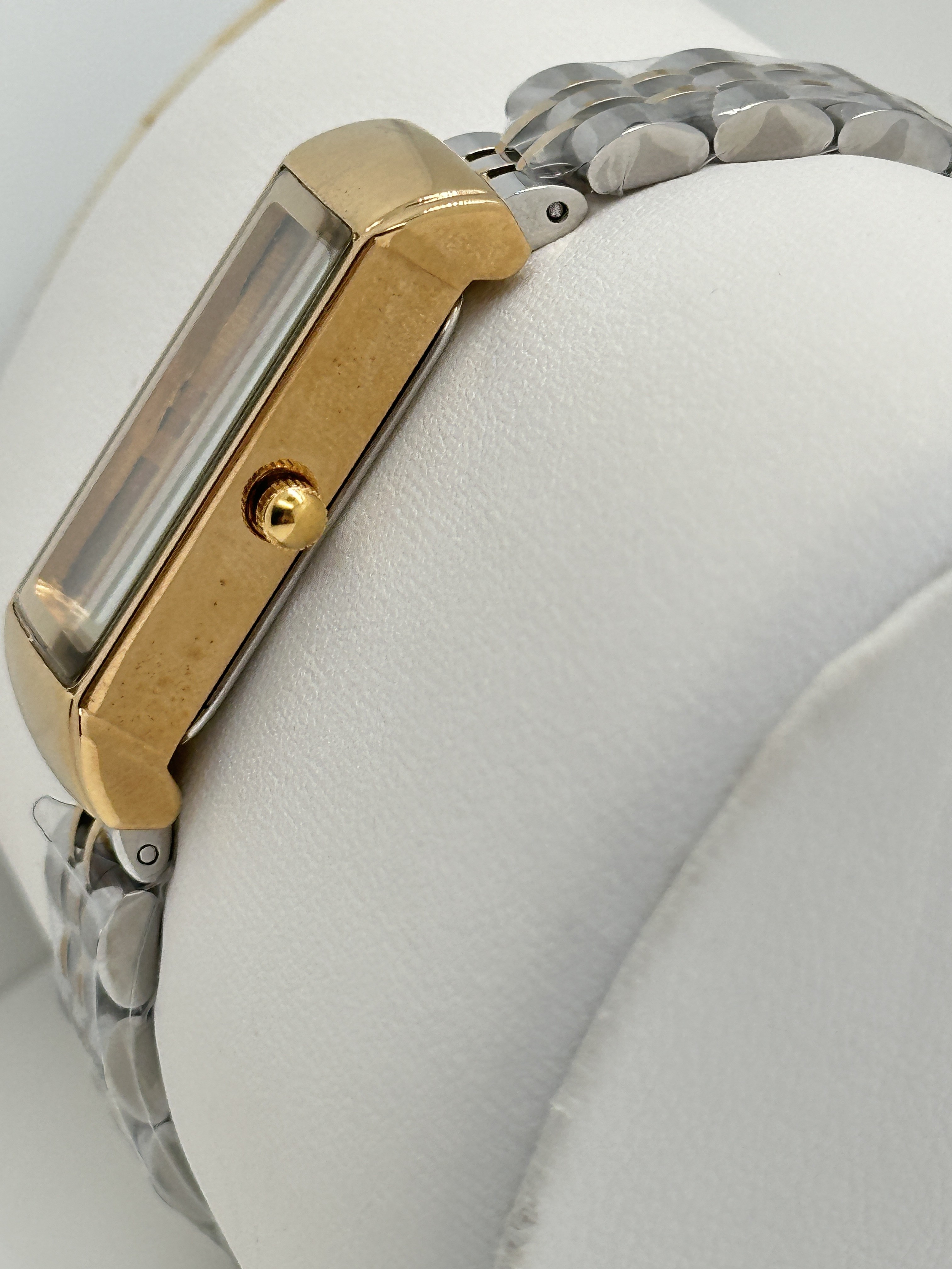 Fashion Scratch-Resistant and Water-Resistant Quartz Wrist Watch for Outdoor Activities