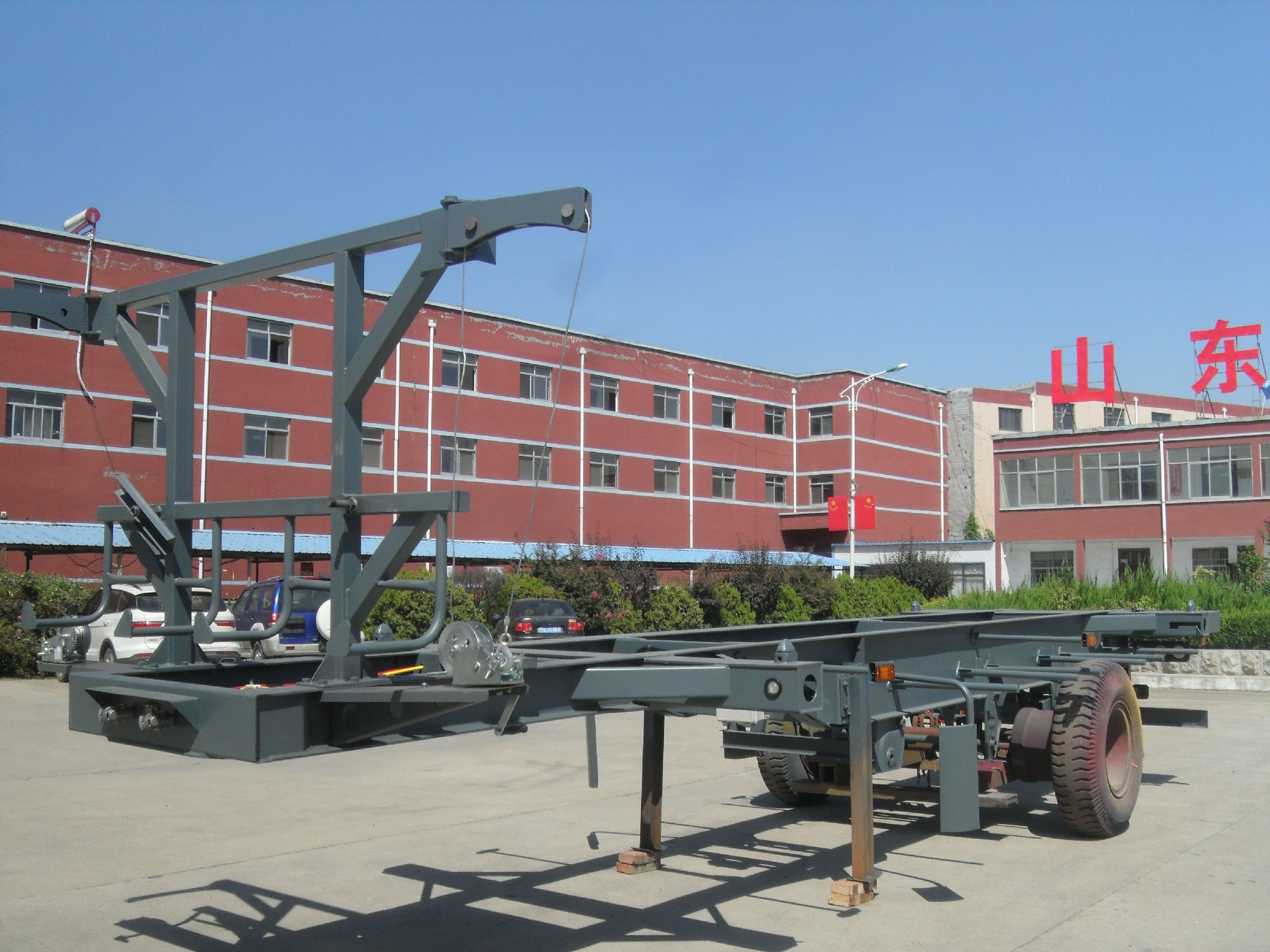 Light Tare Weight 2/3 Axles 20-40-45ft Air Suspension Container Chassis Semi-Trailer