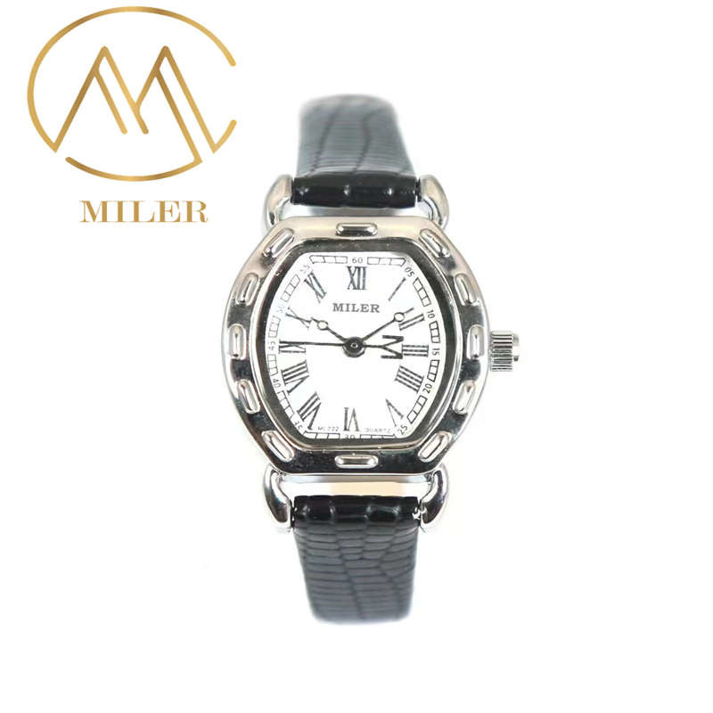 Timeless Elegance Leather Strap Quartz Watch Woman Watch