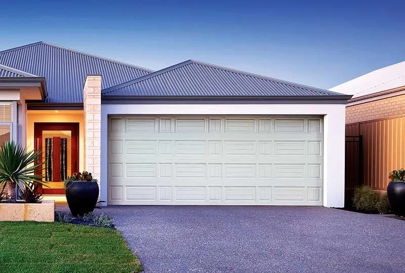 Weather Resistance Electric Garage Doors For Residential Building
