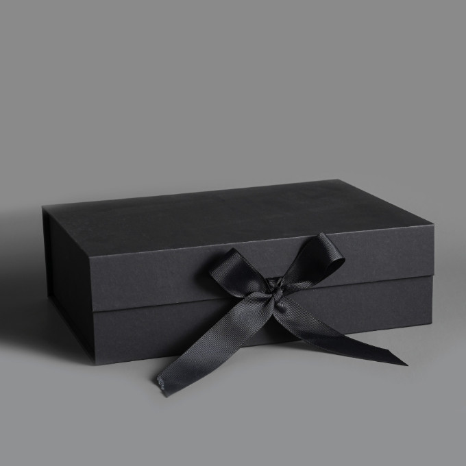 Folding Custom Printed Paper Box Clamshell Magnetic Buckle Cosmetic Gift Packing Box
