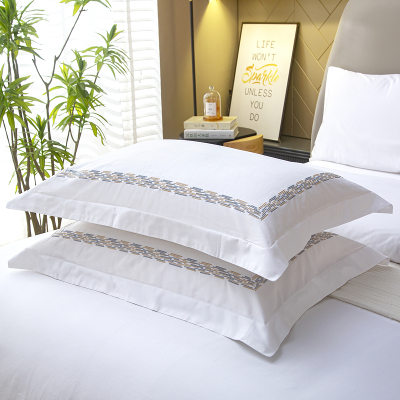 133*60 Fabric Density 4pcs Bedding Set for 2.5m Application Size Cotton Comforter Sets