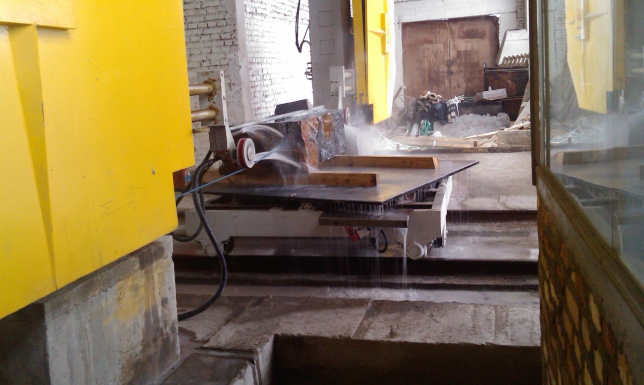 CNC Diamond Wire Saw Machine