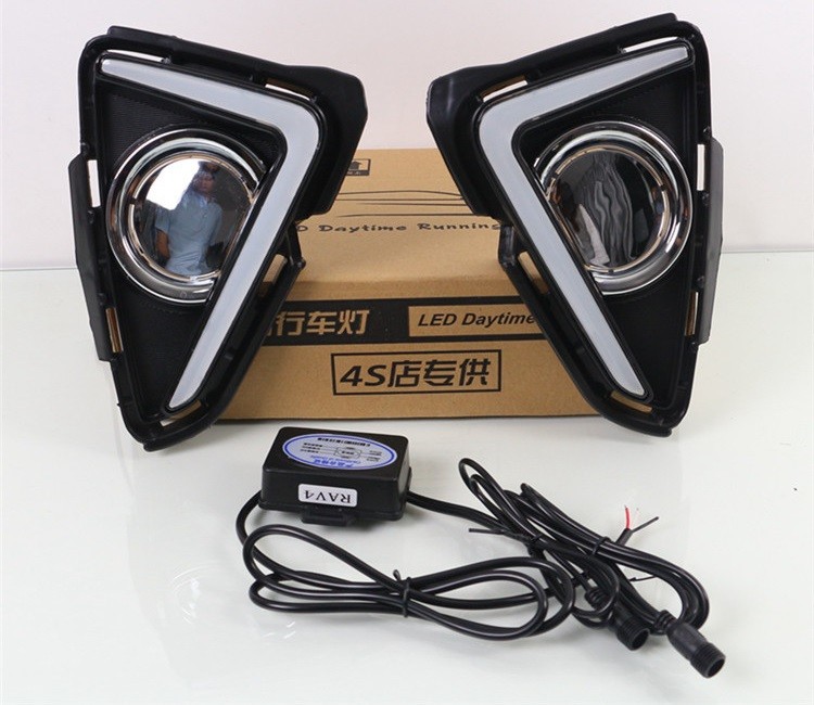 Yellow Turn Lamps LED Daytime Running Lights 1.5 kgs for TOYOTA RAV4 2016 2017