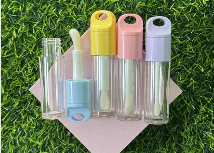 Off-the-shelf Lip Glaze Tube Blue Purple Yellow pink White Keychain Heart 6ml Lip Gloss Container