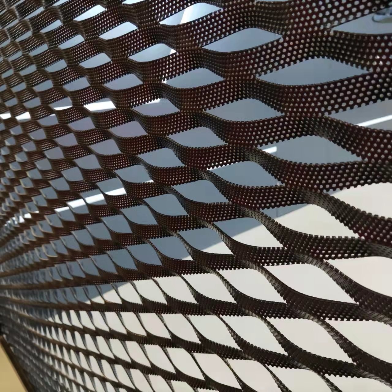 Decorative Aluminum 2mm Expanded Metal Mesh For Ceiling And Curtain Wall
