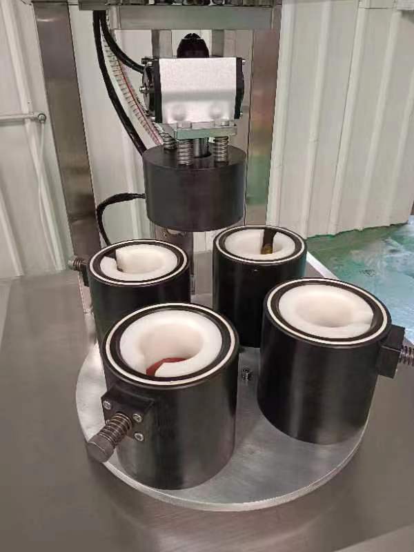 Semi Automatic Glass Bottle Cans Jar Screwing Capping Sealing Packing Machine