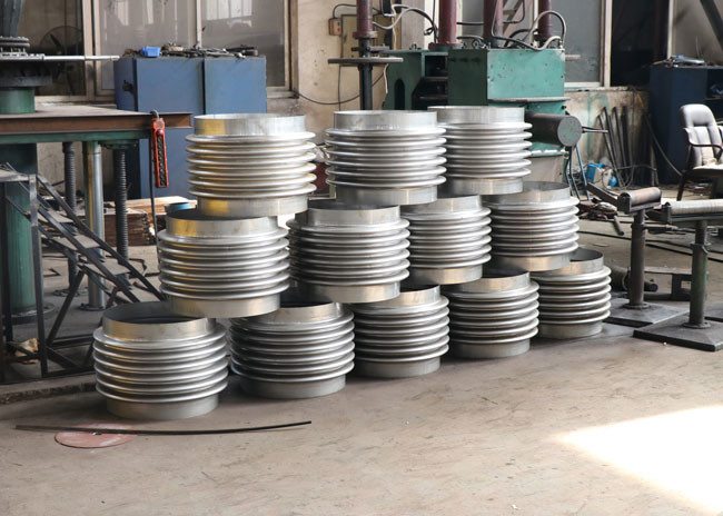 DN500mm Welded Pipe Expansion Joint , Stainless Steel Expansion Bellows