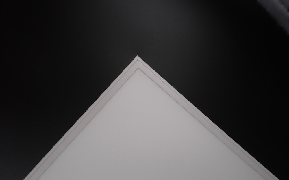 5000K SMD 130lm/W Dimmable LED Panel Light 40Watt White and Silver Square Aluminum