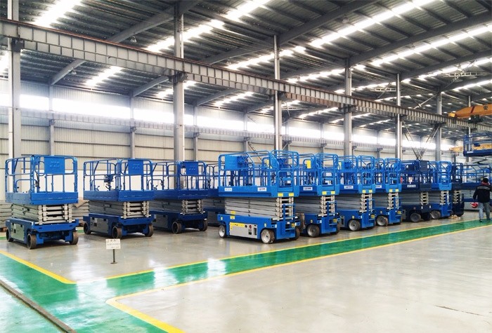 Mini Scissor Lift Equipment AC DC Motor Drive Elevating 8 Meters Height
