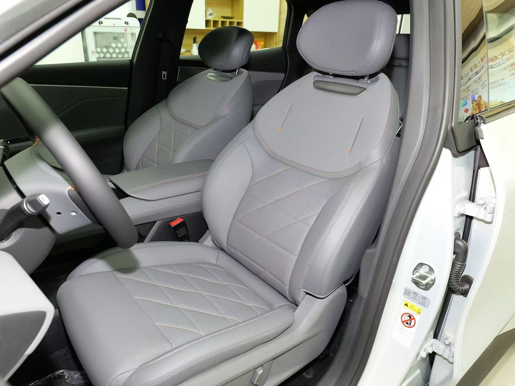 Deepal S05 Energy Vehicle Extended Range 200km Ultra High Speed SUV White.Black.Gray.Blue Body Structure 5-door 5-seater
