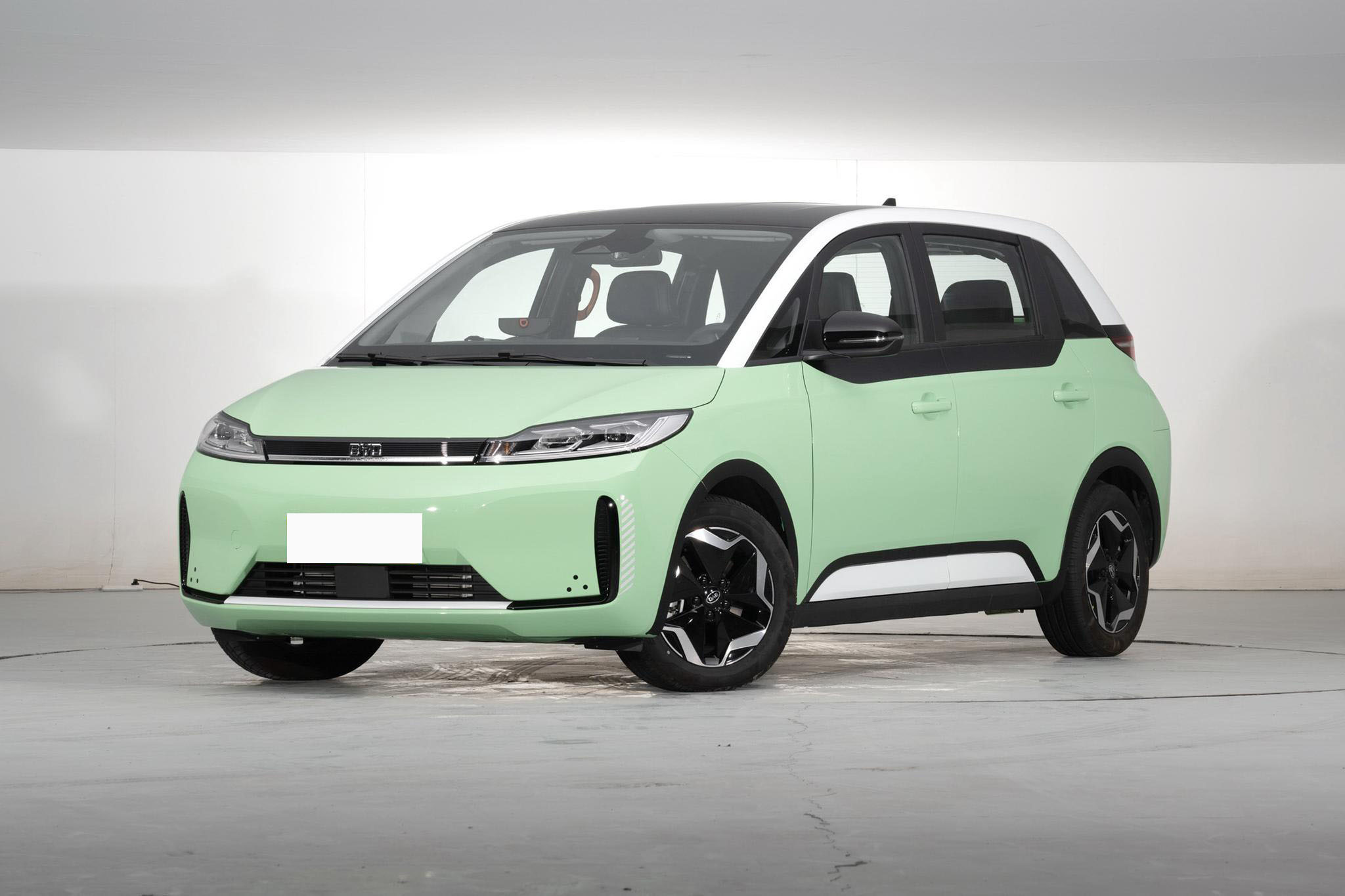 BYD Smart Mini MPV Electric Car Vehicle New Energy Left Hand Drive 4 Wheel 5 Seats