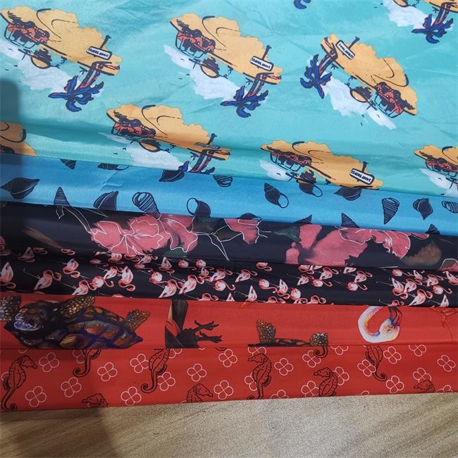 300t 70gsm Polyester Taffeta Waterproof Printed Fabric 50dx50d