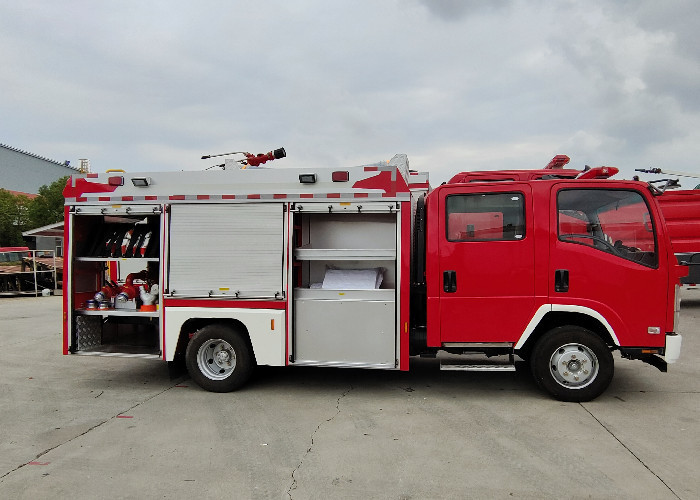 213KW 8 Ton Water and Foam Tender Fire Truck with Front Rescue Tow Hook