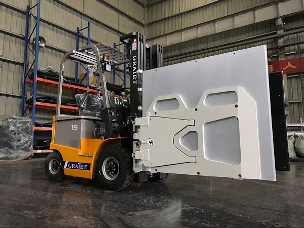 1.5t Chariot Elevateur Electric With5m Height