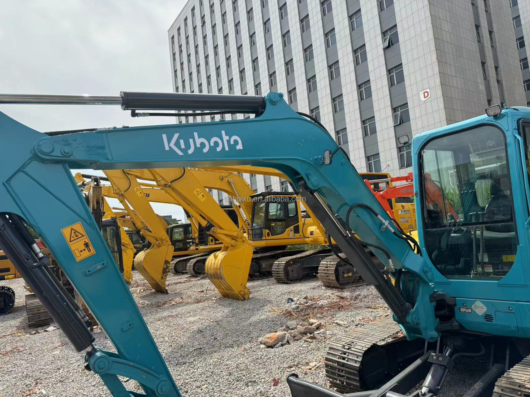 Mini Used Crawler Excavator Kubota 155 Second Hand Low Working Hours Excavator