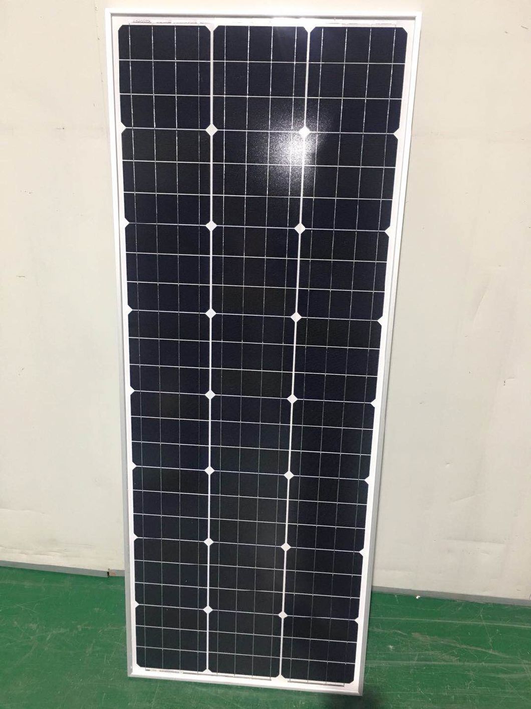 12V 100W Mono Solar Panel for Home Solar System