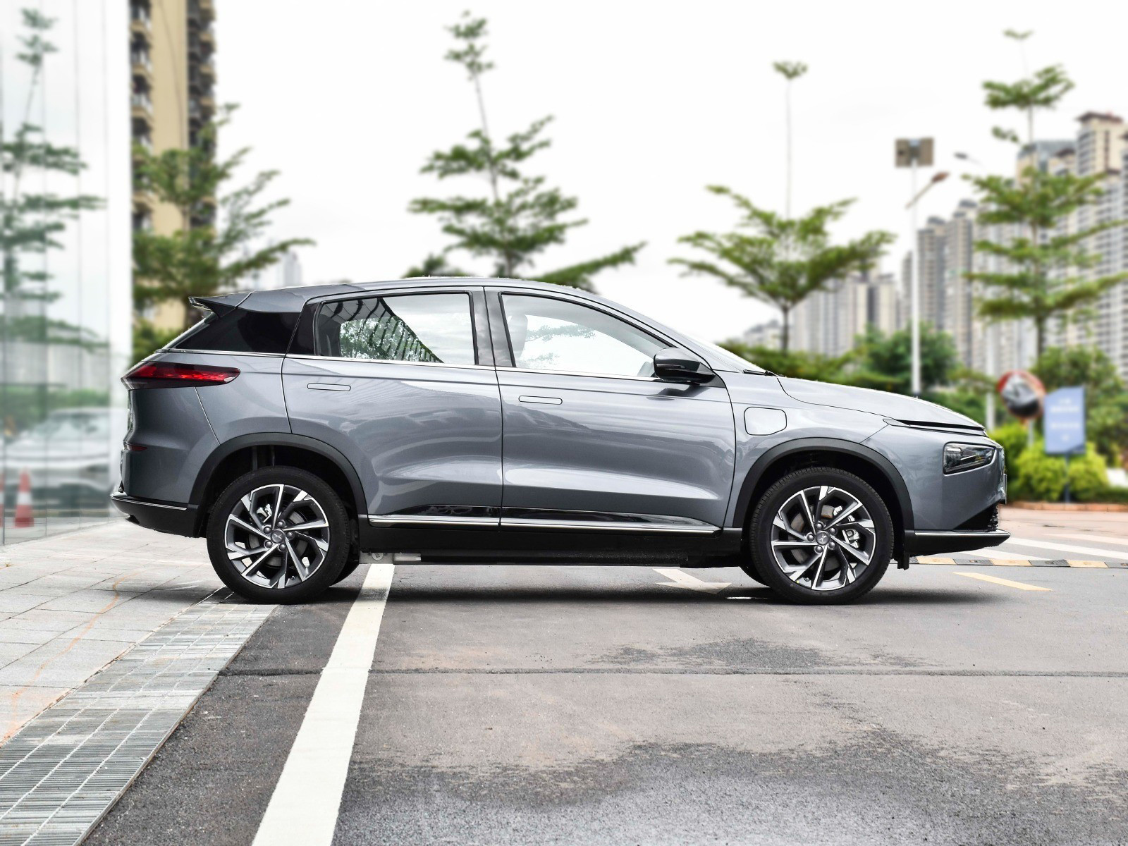 Xpeng G3 520 SUV Electric Car Compact 155KW Front Drive For Family