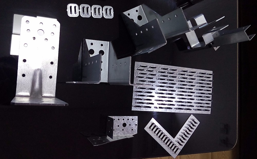 G300 Z275 / DX51D-Z275 Hot Dipped Galvanised Steel Roof Joist Hanger Bracket