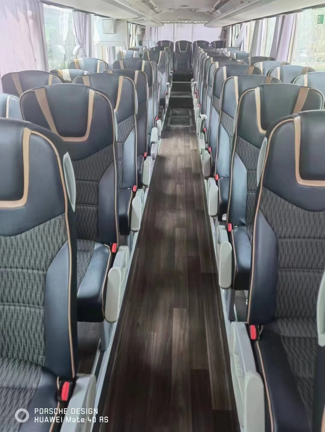 Zk6128 Used Yutong Bus Passenger Coach Lhd Rhd Second Hand 11500 X 2500 X 4000