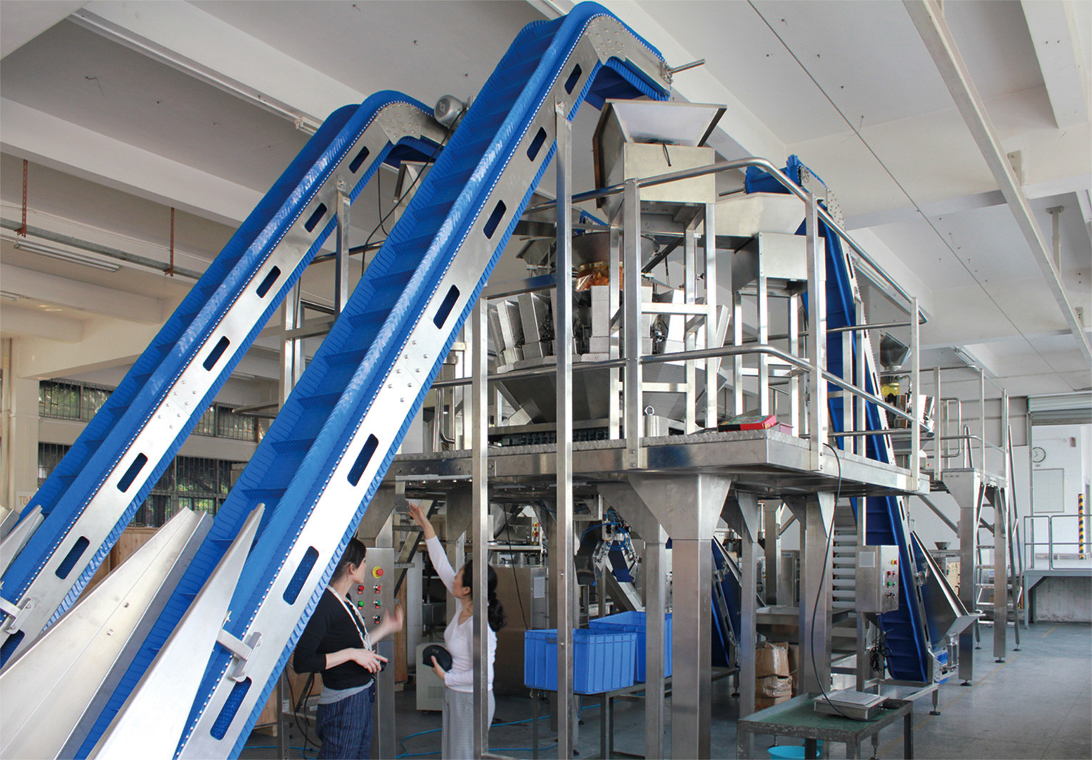 Quantitative 32 Heads Mixing Blended Products Multihead Weigher Combination Packaging For Nuts