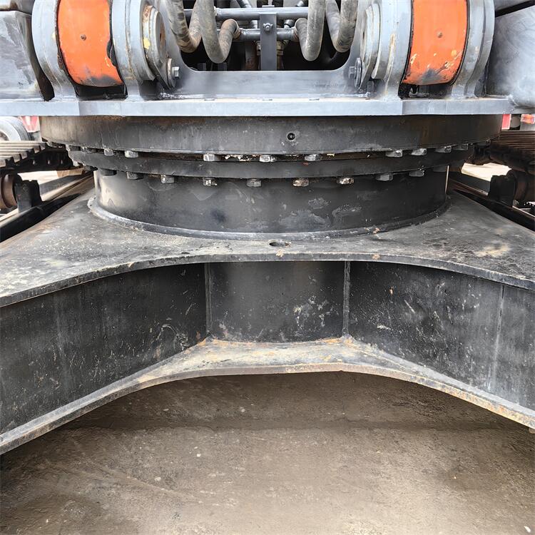 Original Hitachi ZX 330 Excavator Low Hours 1.38m3 Bucket Capacity and Hydraulic Cylinder