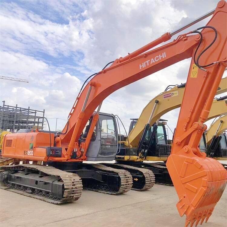 Original Hydraulic Pump Hitachi EX200 EX200-5 Used Excavator with Durable Japan Technology