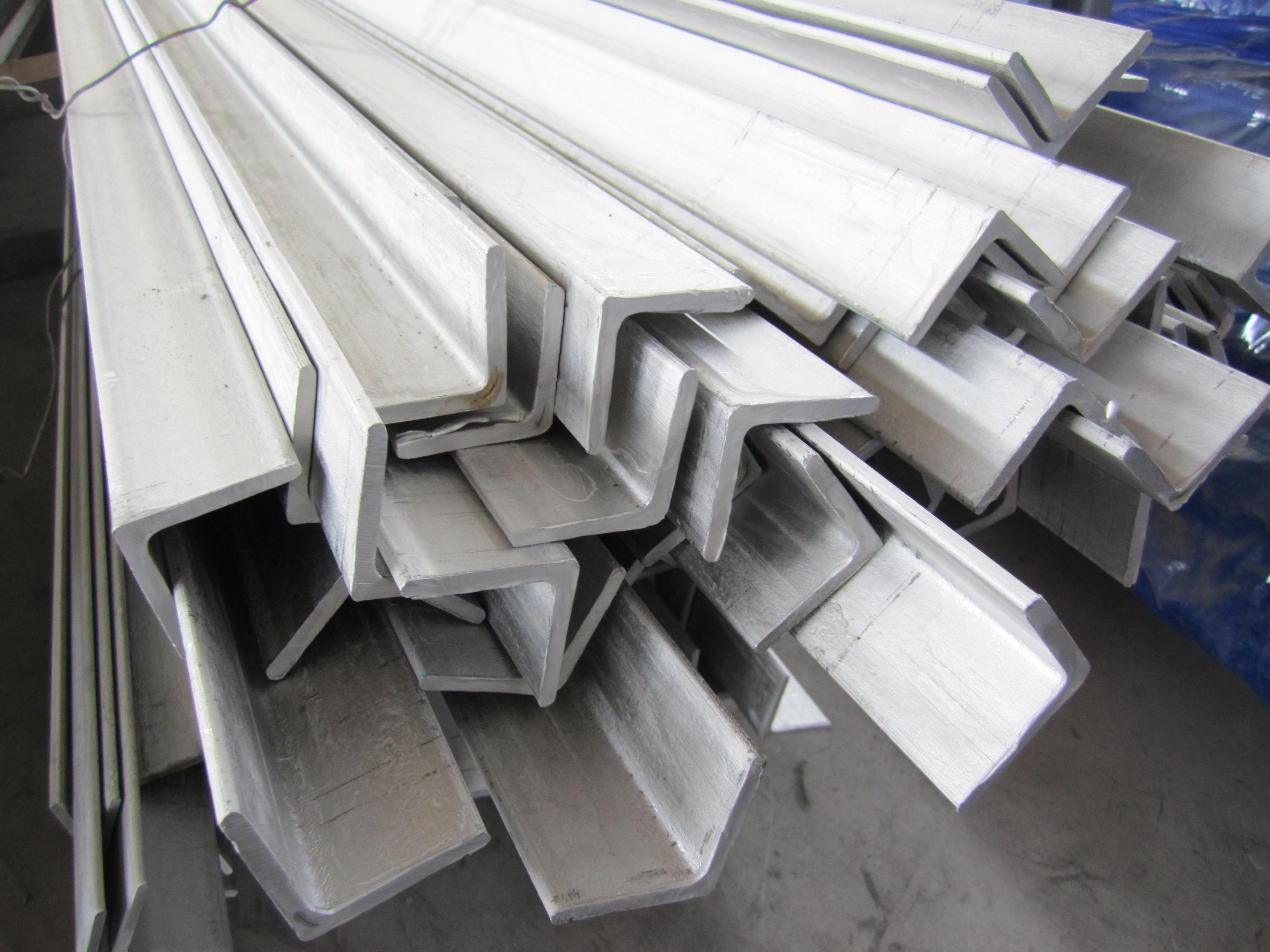 A36-A992 Series Equal Angle Bar 0.3mm-55mm Thickness DIN GB JIS