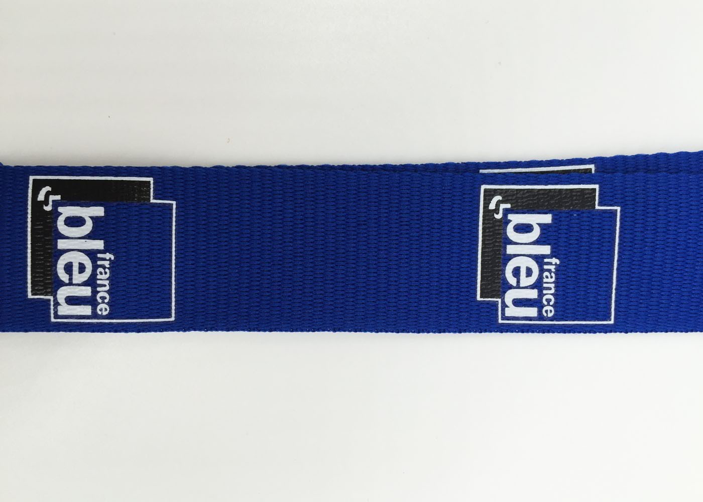 Fashionable Red Silk Screen Lanyards Heat Transfer Lanyard With Yellow Stars