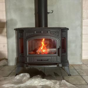 Buy cheap Cast Iron Stove Cast Iron Outdoor Fireplace Antique Small Cast Iron Stove product