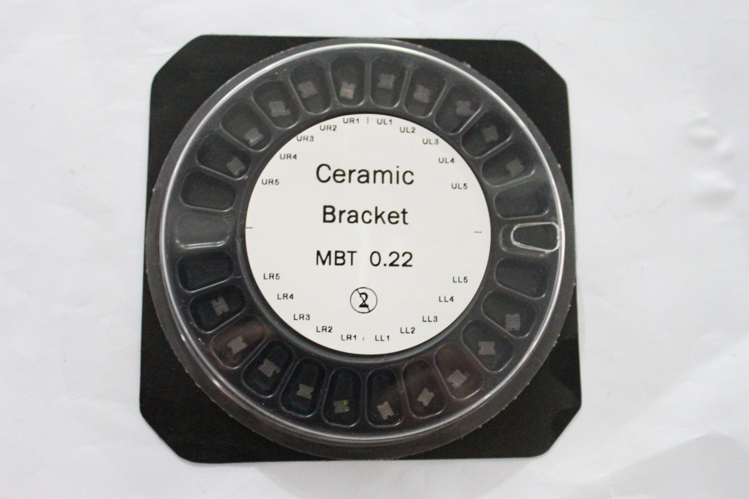 Simple Operation Ceramic Ortho Brackets , Comfortable Feeling Ceramic Brackets Braces