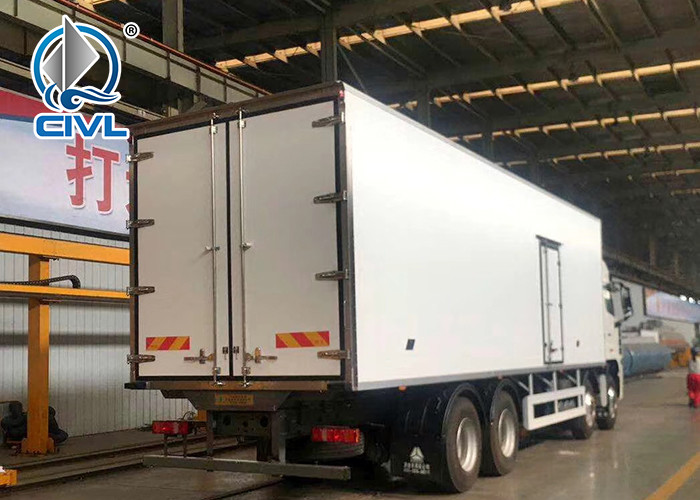 HOWO Light Refrigerated TruckThermo King Side Door Refrigerated Close Van Truck Sinotruk Howo 4x2 10ton