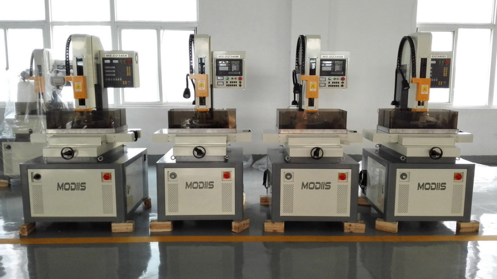 MDS-340A EDM Hole Drilling Machine 380mm Max Z Axis Travel High Drilling Speed