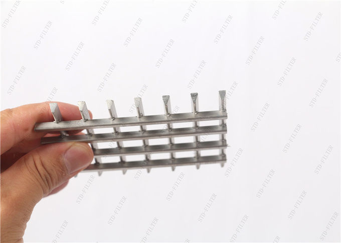 High Rigidity V Shape SUS316 0.2mm Slot Wedge Wire Screen For Gold Ore And Mining