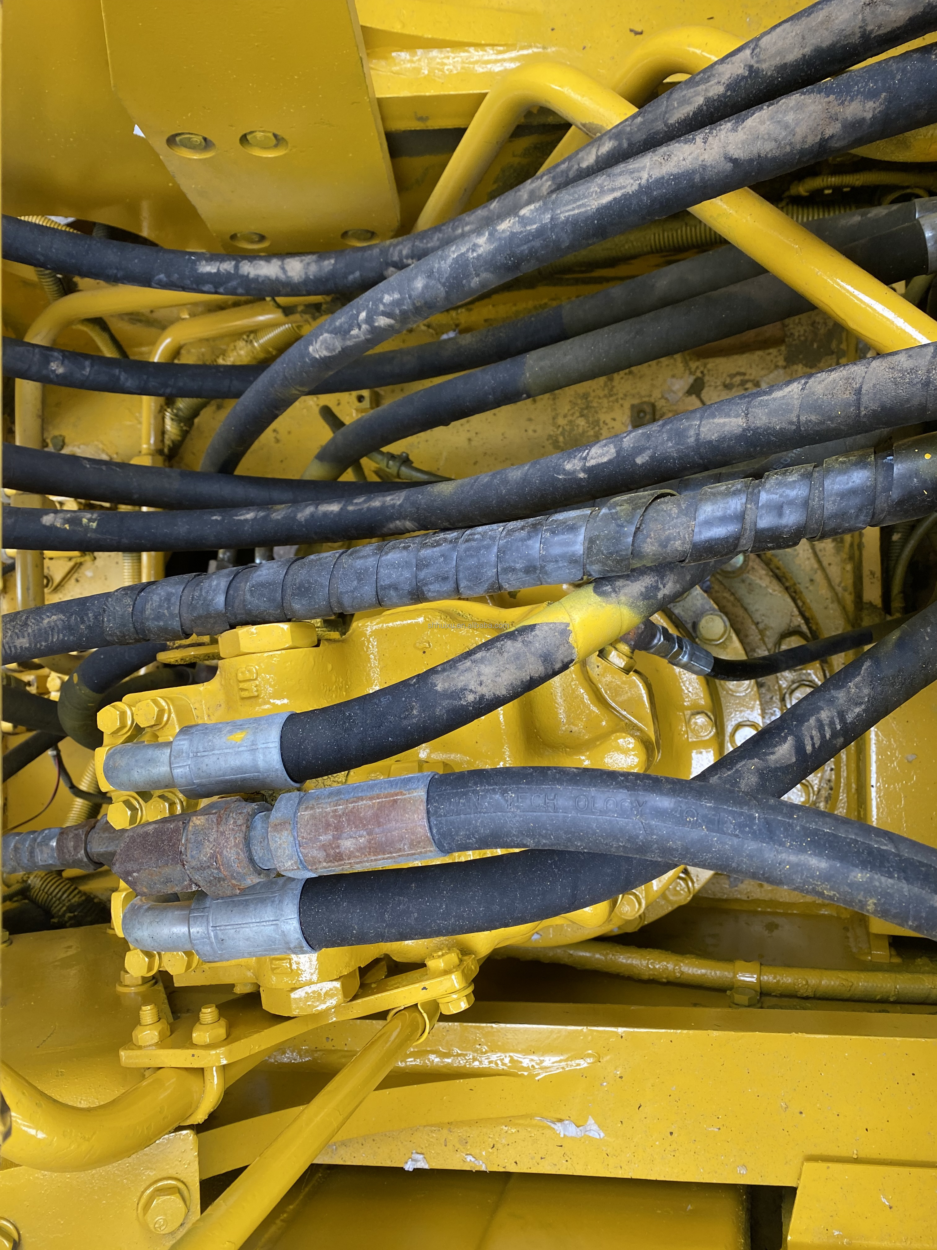 Komatsu Used komatsu PC 220-8 excavator Second hand hydraulic crawler digging machine for sale Komatsu Excavator