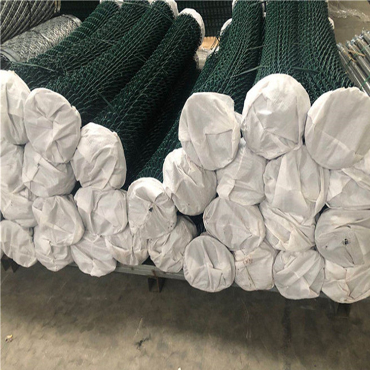 100ft Galvanized Black PVC Coated Chain Link Wire Mesh Fence For Sport Court