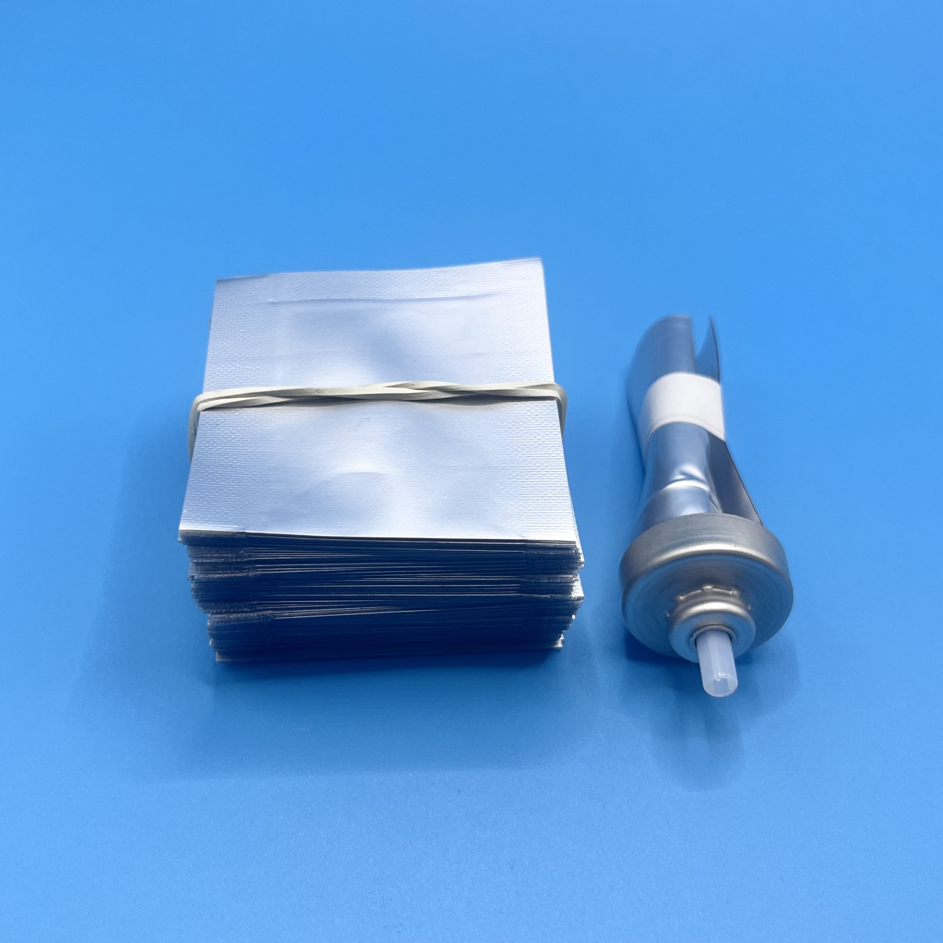 Customized Bag On Valve Aerosol Packaging Eco Friendly Pressure Controlled Cylinder Design