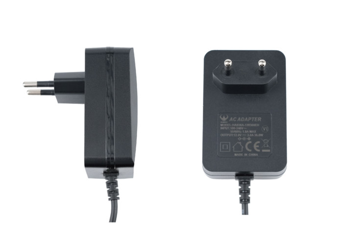24W Black Interchangeable Plug Power Adapter 5V Output Voltage AU EU US UK Version.