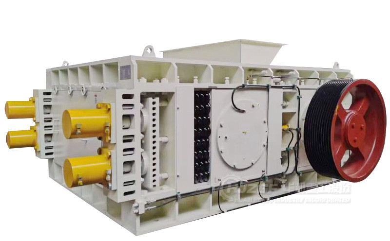 China Iron Ore Crusher Equipment  Large Output Low Power Consumption on sale