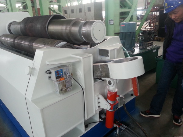 Four Roller Hydraulic Plate Rolling Machines CNC Sheet Bending