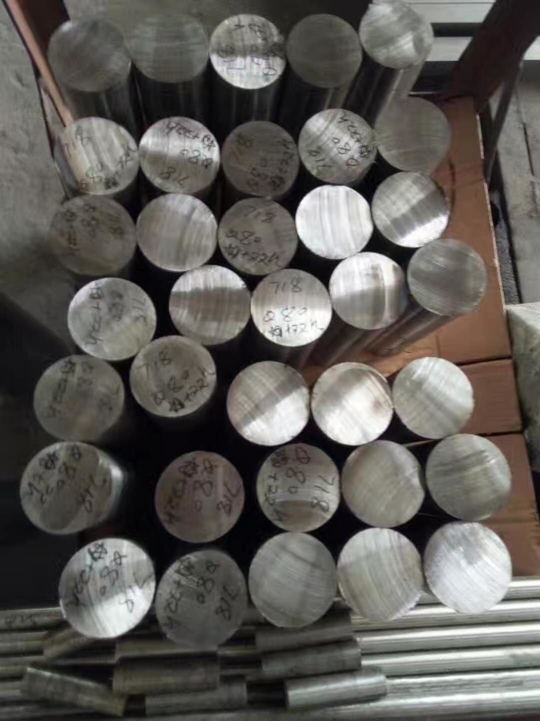 Inconel 718 ASTM B637 ASME SB-637 Forging Solution 1700-1850 ℃ Round Bar UNS N07718 GH4169 Alloy Rod