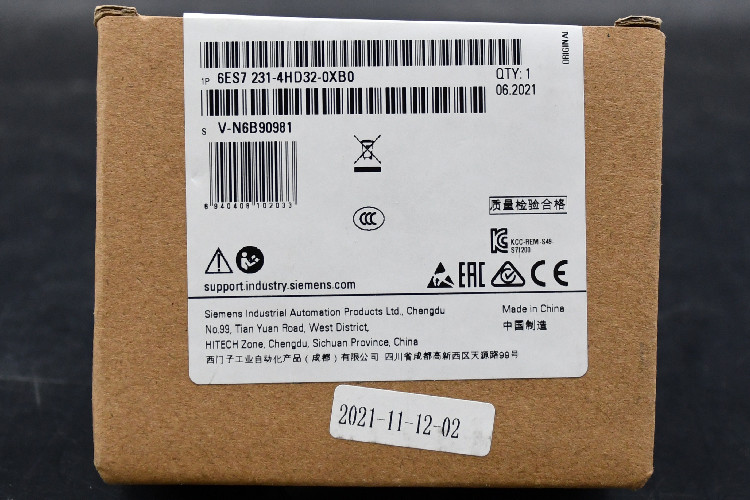 Siemens - PLC I/O Module for use with SIMATIC S7-1200, 100 x 45 x 75 mm, Analogue, IB IL AO 4/8/U/BP-XC-PAC, 24 V dc,