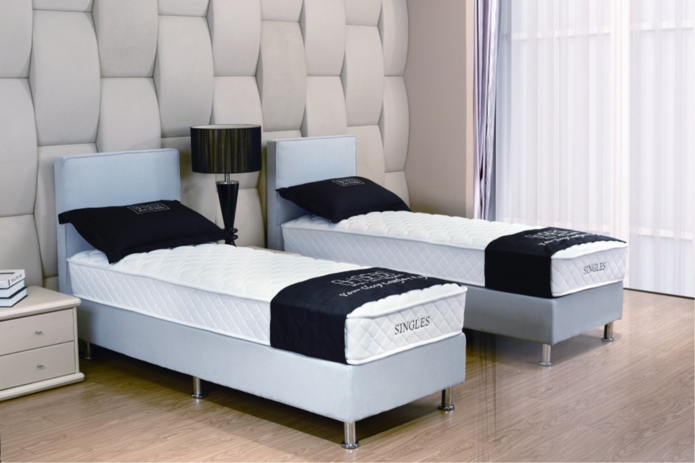 Ivory Color Firm Spring Mattress / Firm Memory Foam Mattress 1 Years Warranty