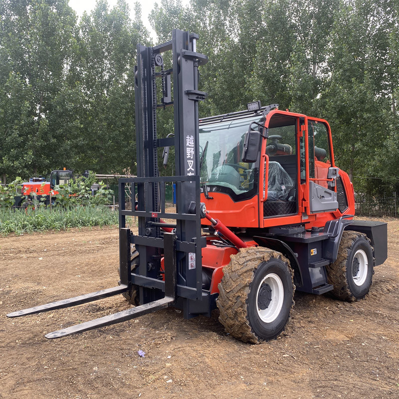 Four Wheel Drive Small Rough Terrain Forklift Multifunction Diesel 3500kg