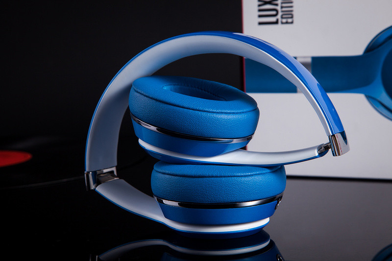 2016 Newest Beats Solo2 Over-The-Ear Luxe Edition Blue Headphones with seal box made in china grgheadsets-com.ecer.com